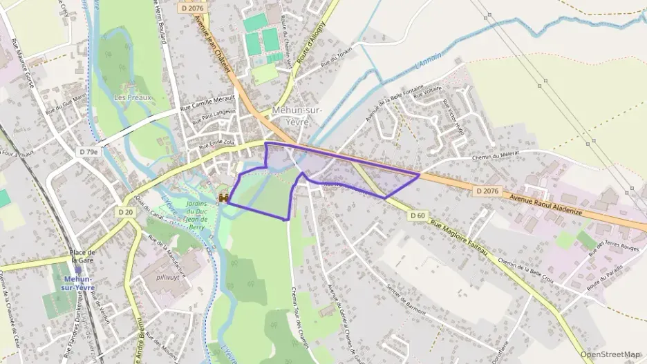 Maison 104 m² cinq pièces à vendre à Mehun-sur-Yèvre Maison 104 m² cinq pièces à vendre à Mehun-sur-Yèvre