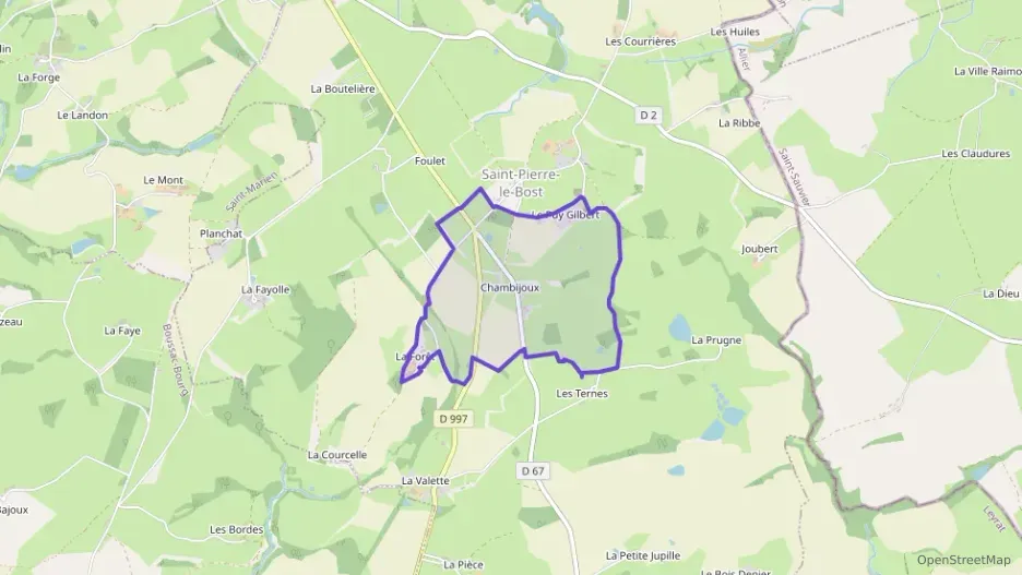 Maison 130 m² six pièces à vendre à Saint-Pierre-le-Bost Maison 130 m² six pièces à vendre à Saint-Pierre-le-Bost