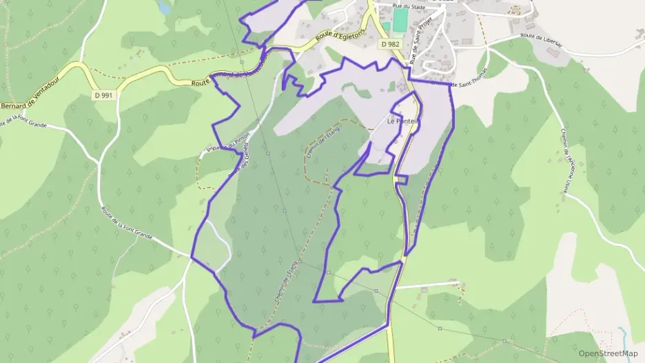 Maison 42 m² trois pièces à vendre à Neuvic Maison 42 m² trois pièces à vendre à Neuvic