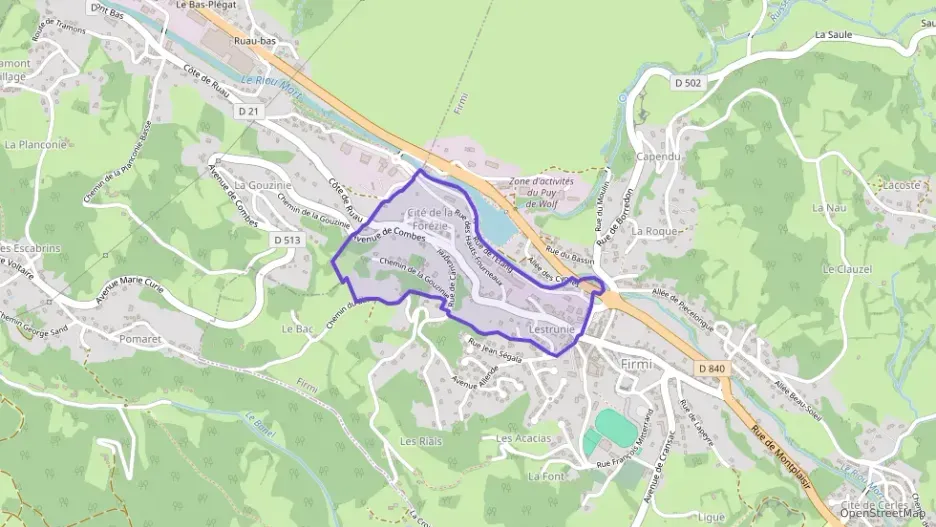 Maison 75 m² quatre pièces à vendre à Firmi Maison 75 m² quatre pièces à vendre à Firmi