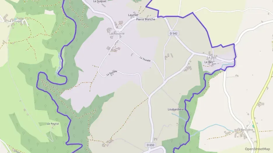 Maison 145 m² sept pièces à vendre à Sauveterre-de-Rouergue Maison 145 m² sept pièces à vendre à Sauveterre-de-Rouergue