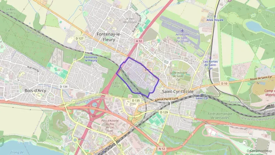 Maison 121 m² cinq pièces à vendre à Saint-Cyr-l`École Maison 121 m² cinq pièces à vendre à Saint-Cyr-l`École