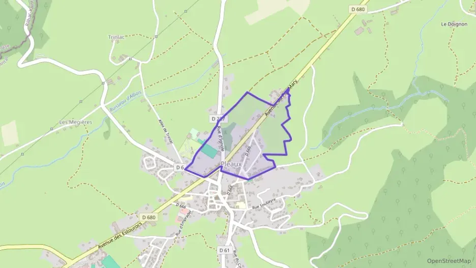 Maison 86 m² quatre pièces à vendre à Pleaux