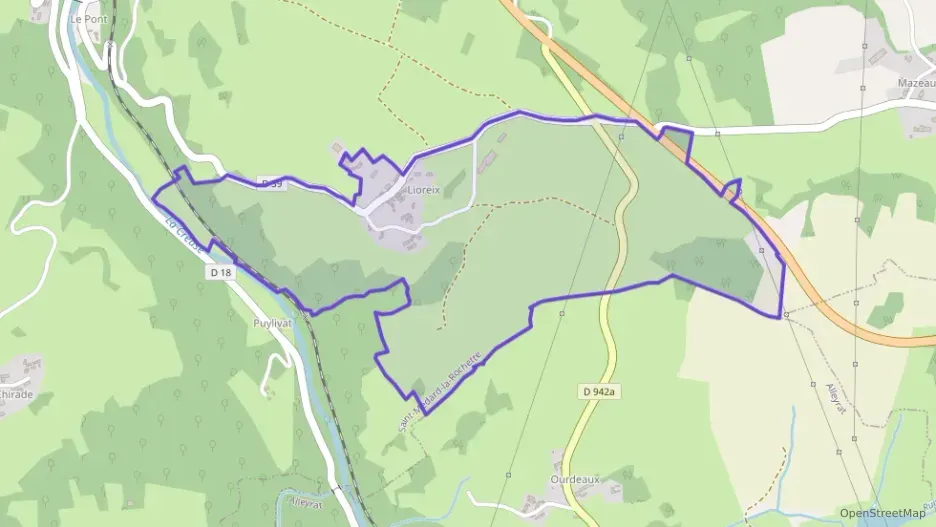 Maison 90 m² quatre pièces à vendre à Saint-Médard-la-Rochette Maison 90 m² quatre pièces à vendre à Saint-Médard-la-Rochette