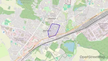 Maison 90 m² quatre pièces à vendre à Maurepas