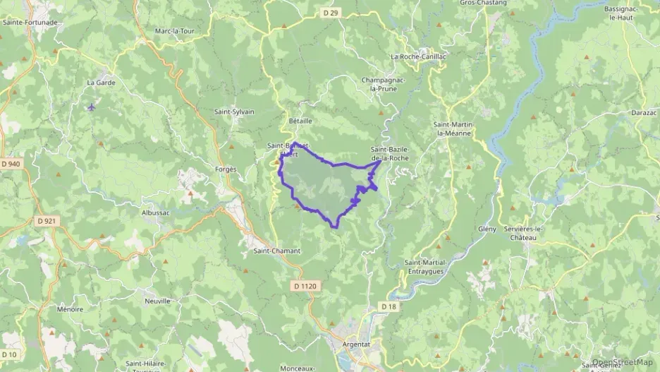 Maison 130 m² quatre pièces à vendre à Saint-Bonnet-Elvert