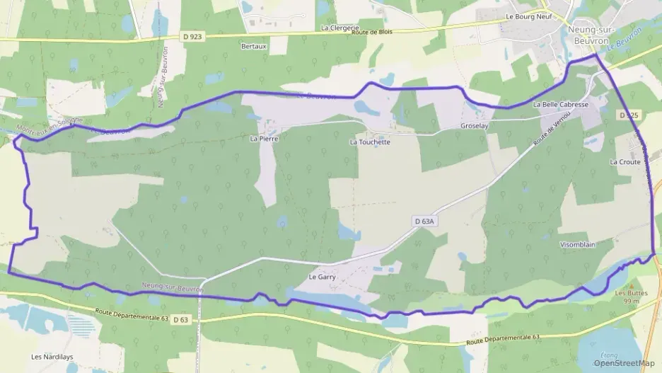 Maison 147 m² six pièces à vendre à Neung-sur-Beuvron Maison 147 m² six pièces à vendre à Neung-sur-Beuvron