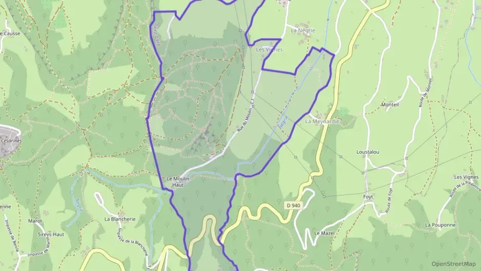 Maison 90 m² quatre pièces à vendre à Saint-Céré