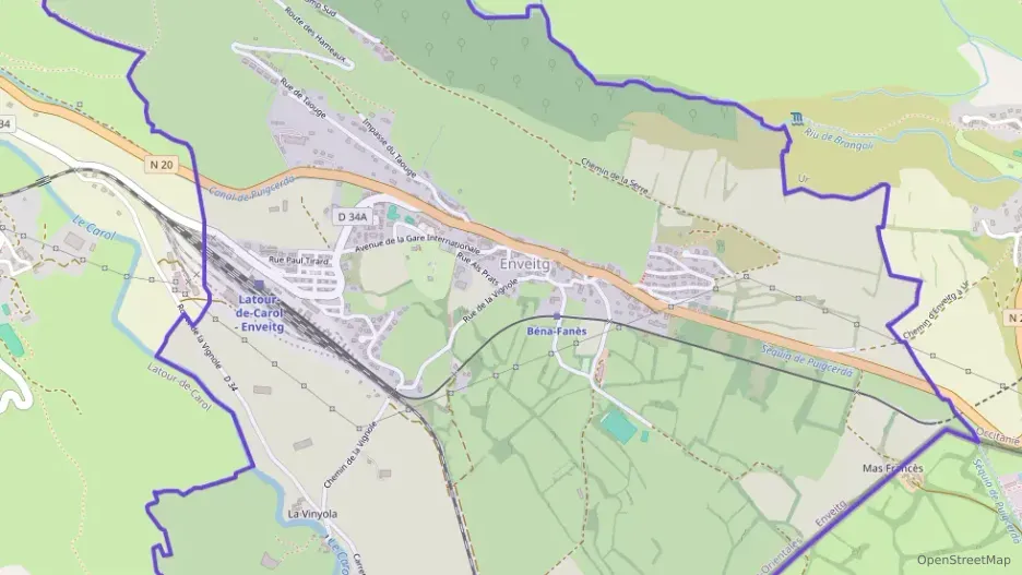 Maison 54 m² quatre pièces à vendre à Enveitg Maison 54 m² quatre pièces à vendre à Enveitg