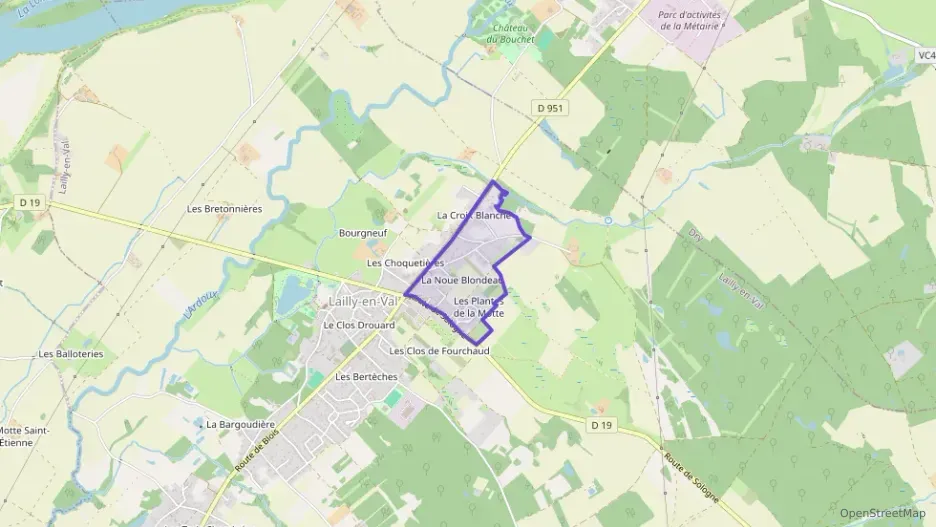 Maison 140 m² six pièces à vendre à Lailly-en-Val Maison 140 m² six pièces à vendre à Lailly-en-Val