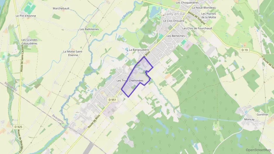 Maison 93 m² quatre pièces à vendre à Lailly-en-Val Maison 93 m² quatre pièces à vendre à Lailly-en-Val