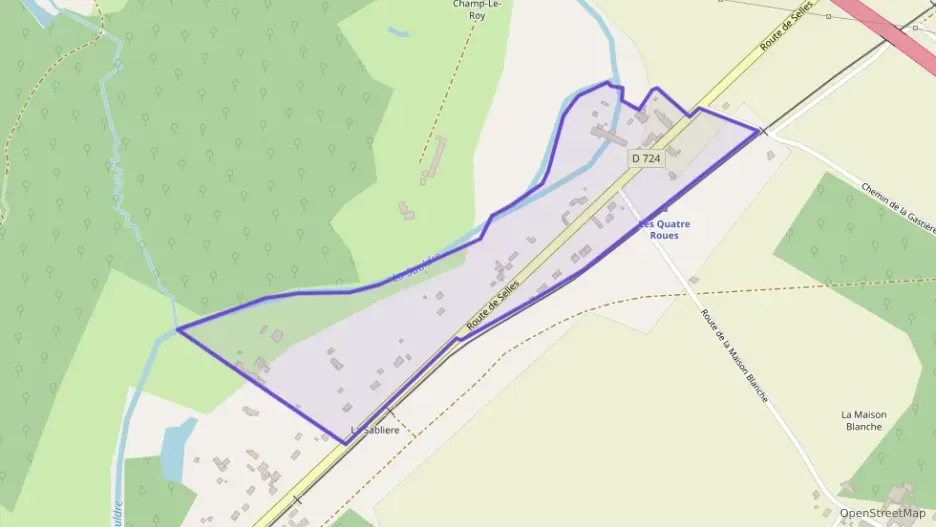 Maison 75 m² trois pièces à vendre à Pruniers-en-Sologne Maison 75 m² trois pièces à vendre à Pruniers-en-Sologne