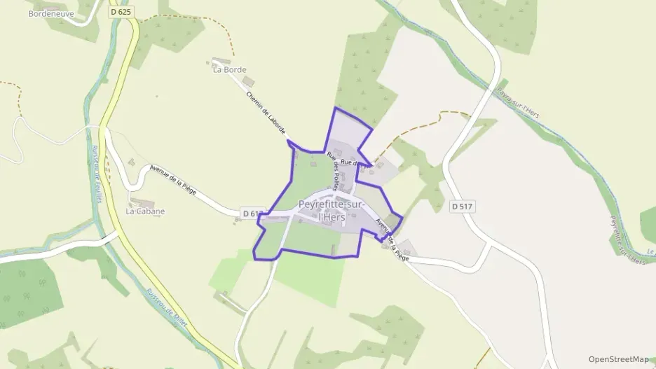 Maison 114 m² sept pièces à vendre à Peyrefitte-sur-l`Hers