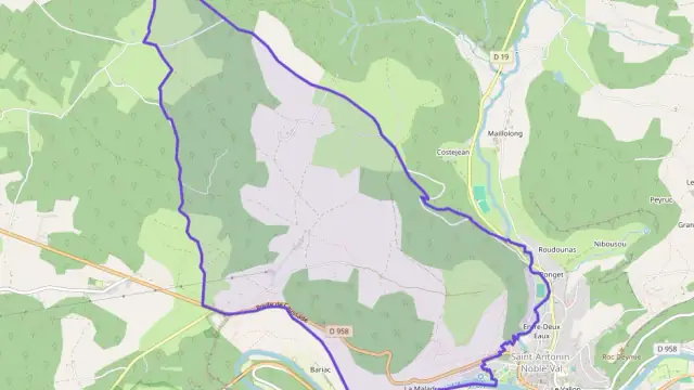 Maison 76 m² quatre pièces à vendre à Saint-Antonin-Noble-Val