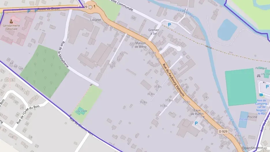 Maison 90 m² cinq pièces à vendre à Nogent-le-Roi