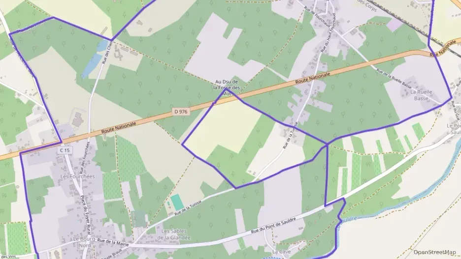 Maison 140 m² cinq pièces à vendre à Châtillon-sur-Cher Maison 140 m² cinq pièces à vendre à Châtillon-sur-Cher
