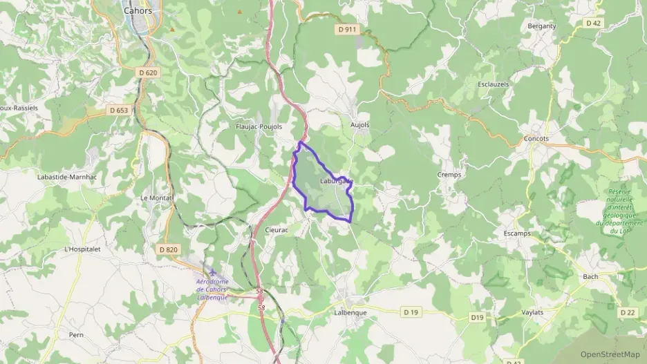 Maison 95 m² quatre pièces à vendre à Laburgade Maison 95 m² quatre pièces à vendre à Laburgade