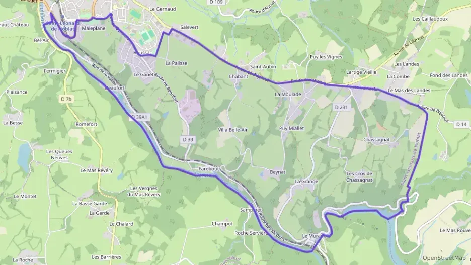 Maison 128 m² cinq pièces à vendre à Saint-Léonard-de-Noblat Maison 128 m² cinq pièces à vendre à Saint-Léonard-de-Noblat