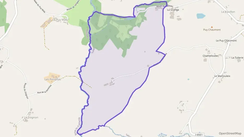 Maison 62 m² trois pièces à vendre à Salon-la-Tour Maison 62 m² trois pièces à vendre à Salon-la-Tour