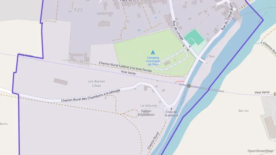 Maison 60 m² quatre pièces à vendre à Saint-Gaultier Maison 60 m² quatre pièces à vendre à Saint-Gaultier