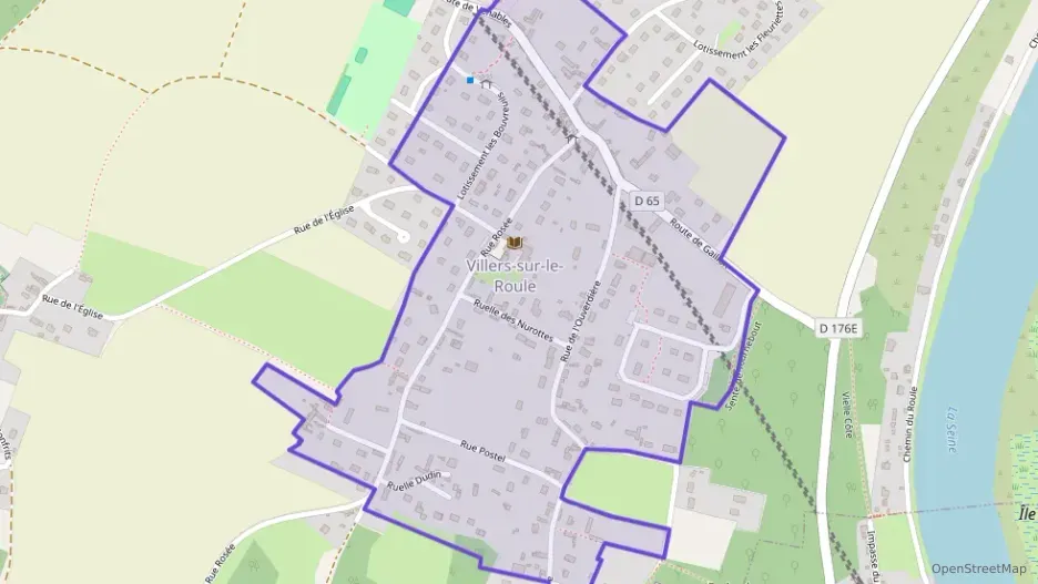 Maison 83 m² trois pièces à vendre à Villers-sur-le-Roule Maison 83 m² trois pièces à vendre à Villers-sur-le-Roule