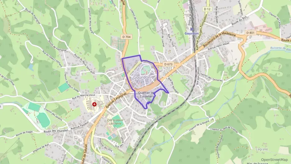 Maison 100 m² quatre pièces à vendre à Gourdon
