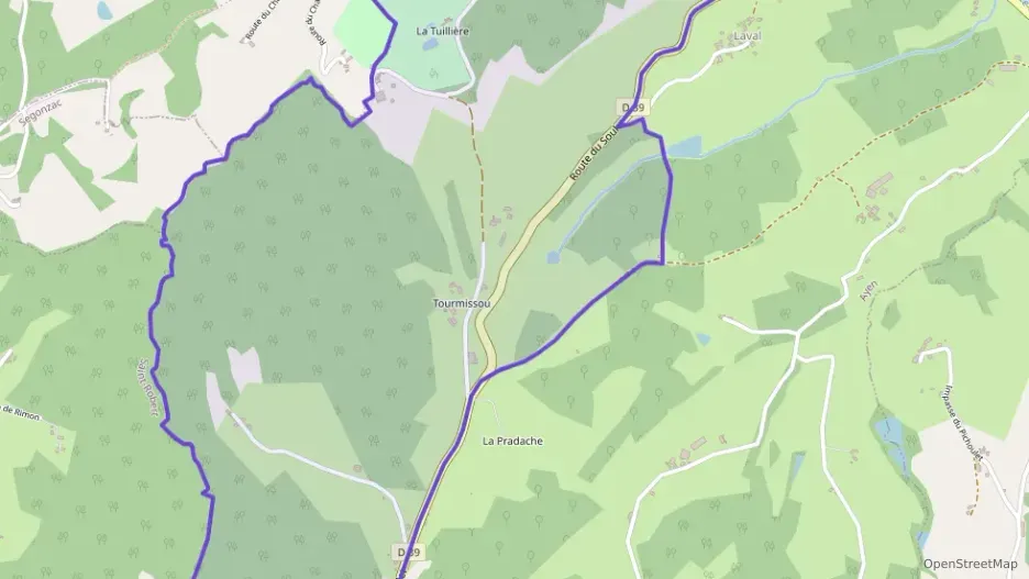 Maison 67 m² trois pièces à vendre à Ayen Maison 67 m² trois pièces à vendre à Ayen