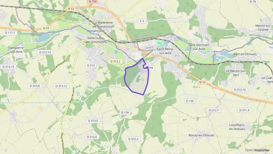 Maison 89 m² cinq pièces à vendre à Saint-Rémy-sur-Avre Maison 89 m² cinq pièces à vendre à Saint-Rémy-sur-Avre