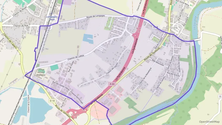 Maison 76 m² quatre pièces à vendre à Noé Maison 76 m² quatre pièces à vendre à Noé