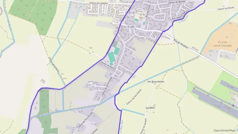 Maison 96 m² quatre pièces à vendre à Labastidette Maison 96 m² quatre pièces à vendre à Labastidette