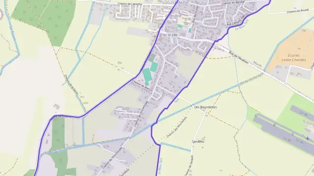 Maison 94 m² quatre pièces à vendre à Labastidette