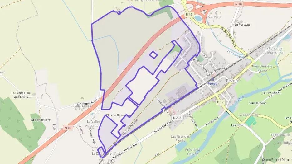 Maison 143 m² quatre pièces à vendre à Pezou Maison 143 m² quatre pièces à vendre à Pezou