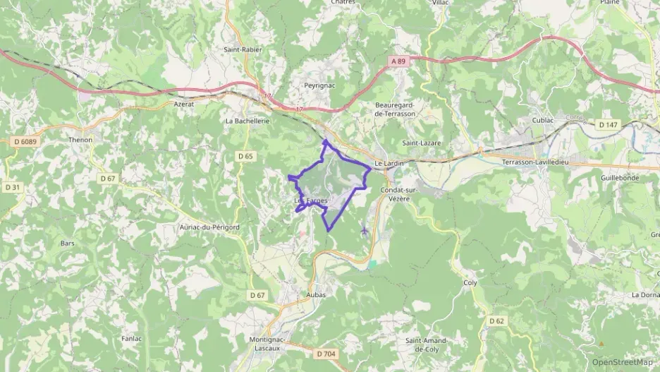 Maison 149 m² cinq pièces à vendre à Les Farges Maison 149 m² cinq pièces à vendre à Les Farges