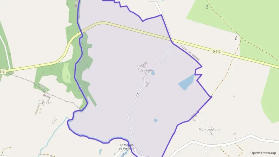 Maison 221 m² quatre pièces à vendre à Verneuil-Moustiers Maison 221 m² quatre pièces à vendre à Verneuil-Moustiers