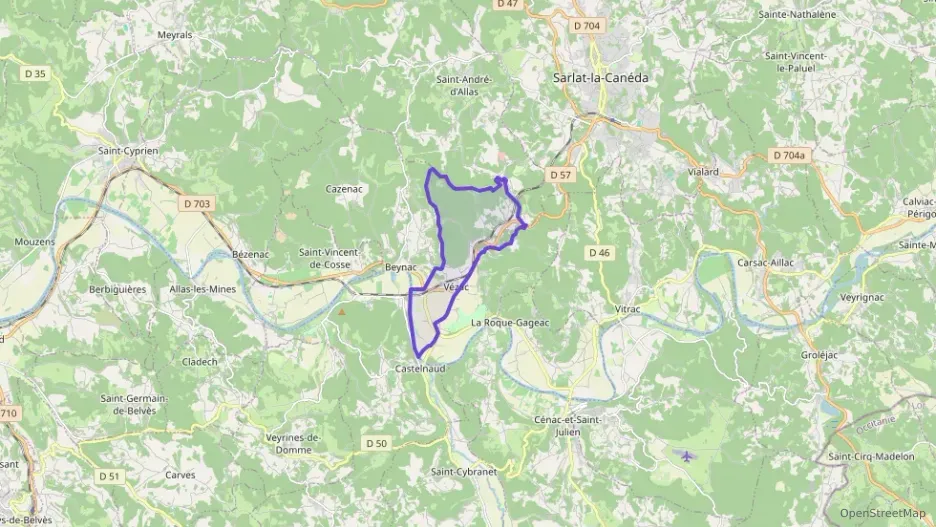 Maison 160 m² quatre pièces à vendre à Vézac Maison 160 m² quatre pièces à vendre à Vézac