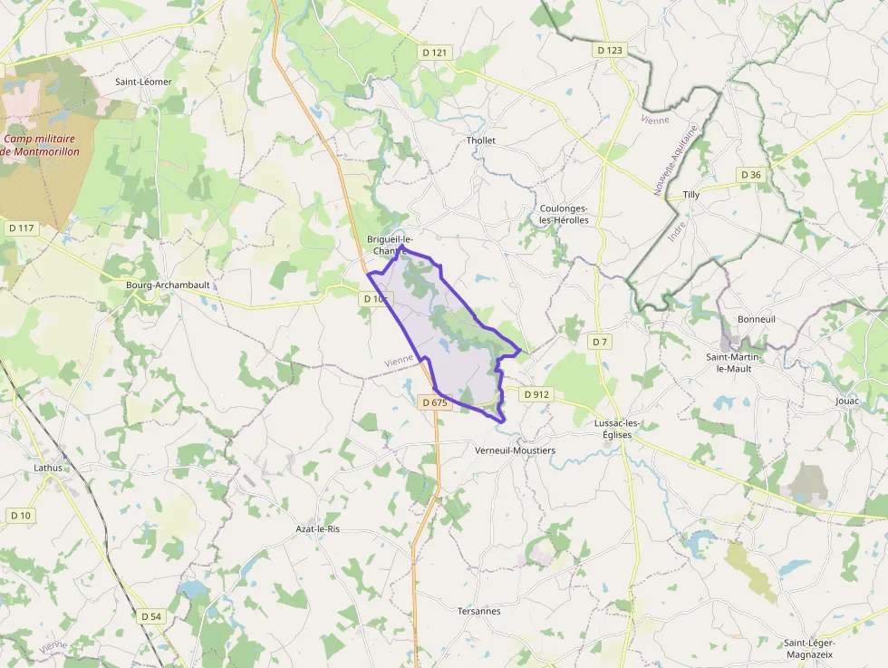 Maison 157 m² quatre pièces à vendre à Brigueil-le-Chantre