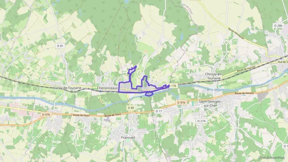 Maison 150 m² sept pièces à vendre à Chisseaux Maison 150 m² sept pièces à vendre à Chisseaux