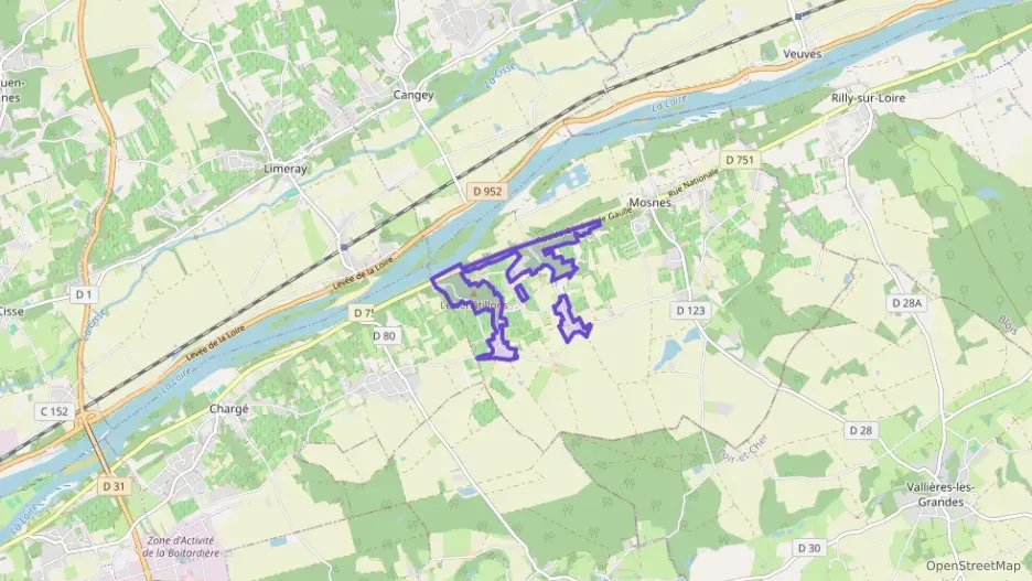 Maison 80 m² trois pièces à vendre à Mosnes Maison 80 m² trois pièces à vendre à Mosnes