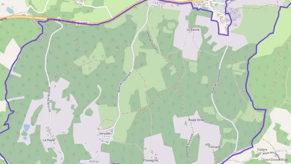 Maison 150 m² cinq pièces à vendre à Azerat Maison 150 m² cinq pièces à vendre à Azerat