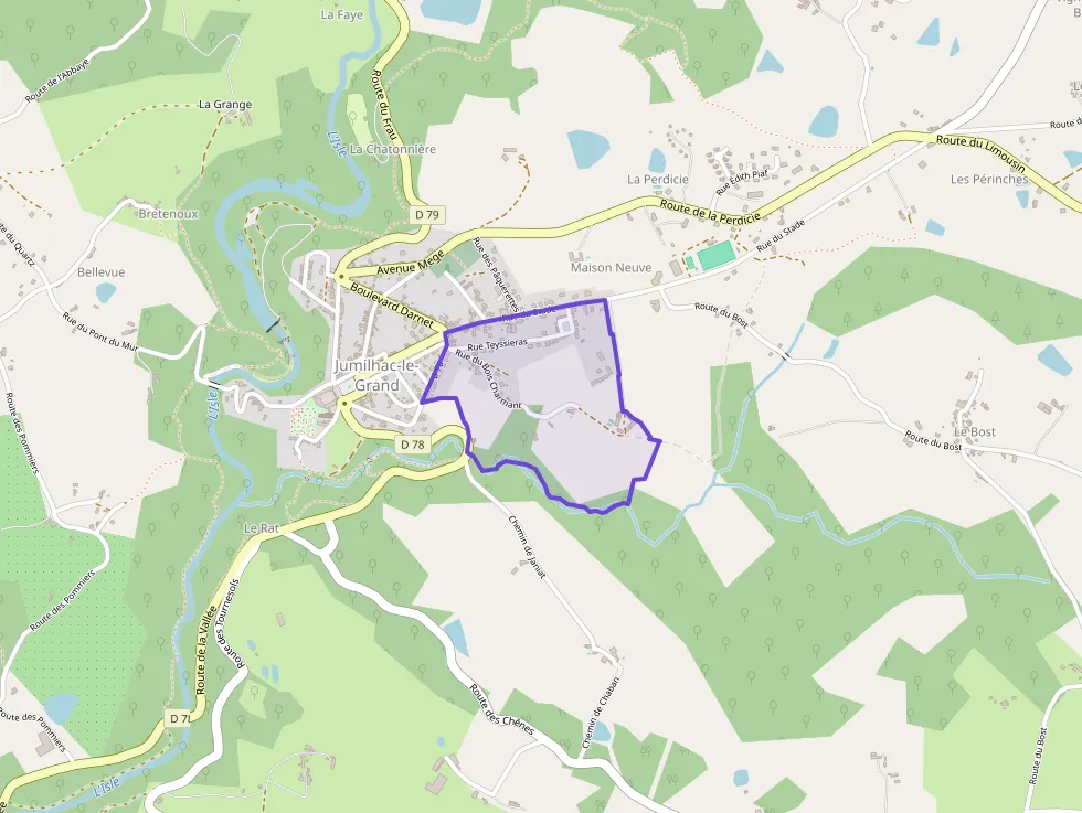 Maison 80 m² trois pièces à vendre à Jumilhac-le-Grand