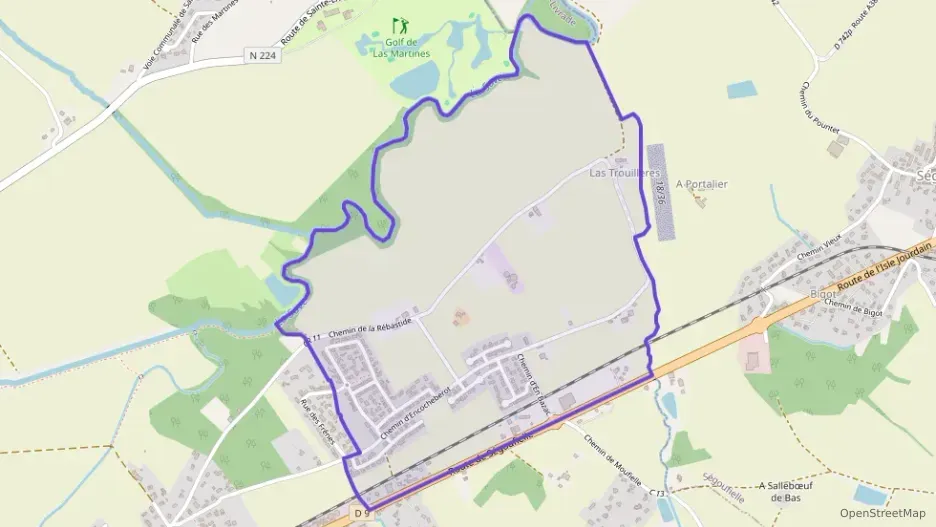 Maison 96 m² quatre pièces à vendre à L`Isle-Jourdain