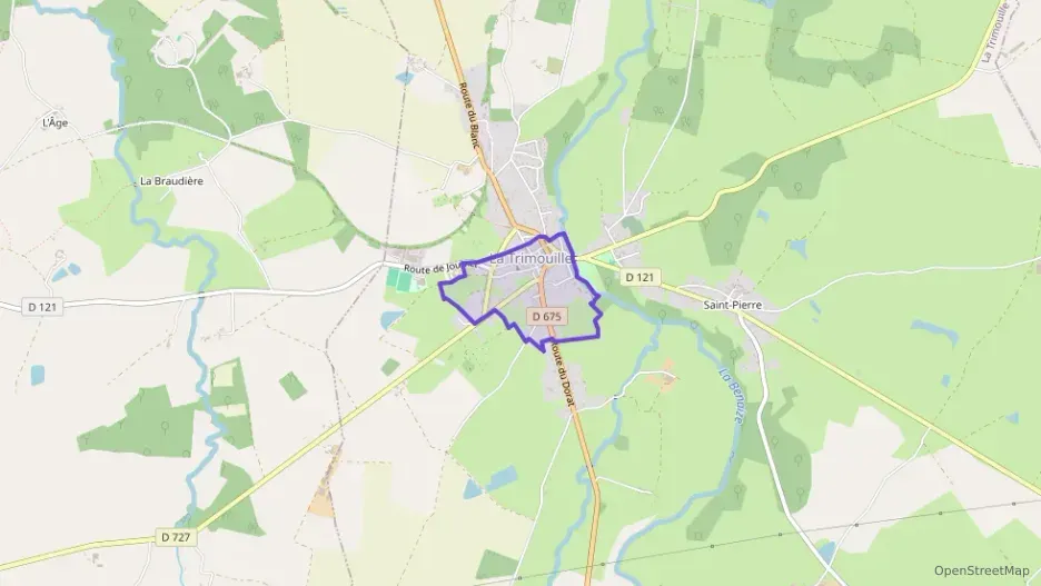 Maison 75 m² trois pièces à vendre à La Trimouille Maison 75 m² trois pièces à vendre à La Trimouille