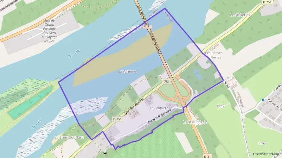 Maison 98 m² quatre pièces à vendre à Amboise