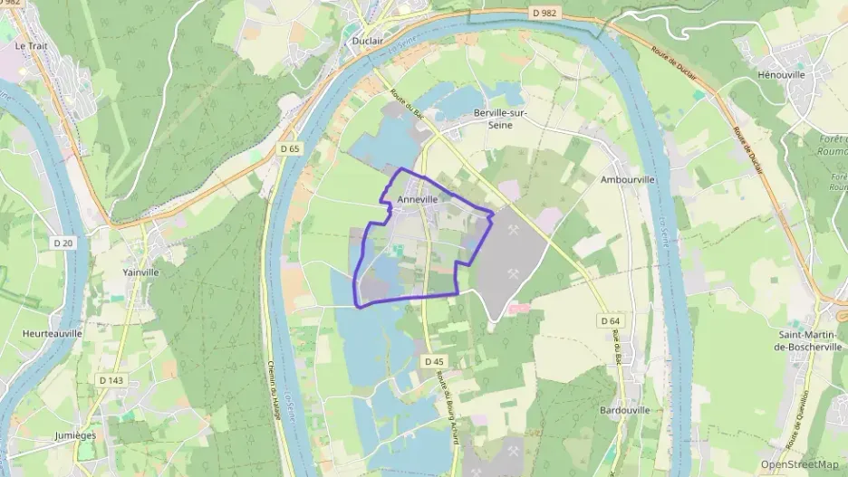 Maison 140 m² sept pièces à vendre à Anneville-Ambourville Maison 140 m² sept pièces à vendre à Anneville-Ambourville