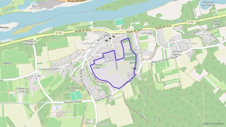 Maison 103 m² cinq pièces à vendre à Lussault-sur-Loire Maison 103 m² cinq pièces à vendre à Lussault-sur-Loire