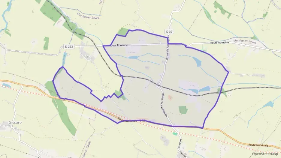 Maison 140 m² cinq pièces à vendre à Monferran-Savès Maison 140 m² cinq pièces à vendre à Monferran-Savès