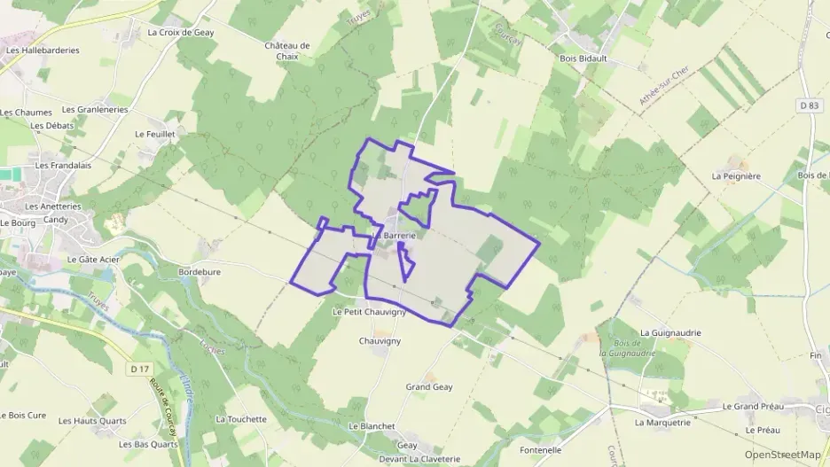 Maison 107 m² cinq pièces à vendre à Courçay Maison 107 m² cinq pièces à vendre à Courçay