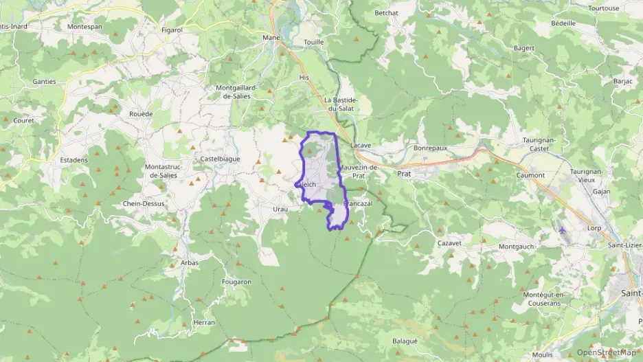 Maison 112 m² quatre pièces à vendre à Saleich Maison 112 m² quatre pièces à vendre à Saleich