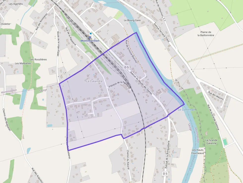 Maison 78 m² quatre pièces à vendre à Saulgé