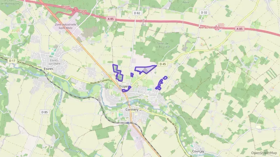 Maison 136 m² cinq pièces à vendre à Truyes Maison 136 m² cinq pièces à vendre à Truyes